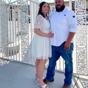 Beautiful white lulus dress